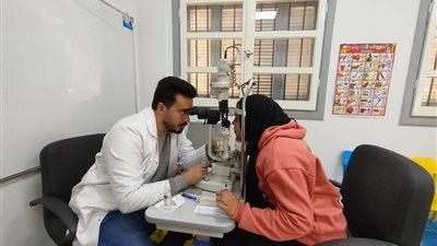 احتفالًا بعيد الشرطة.. الكشف الطبي على 250 مواطن بحي السلام