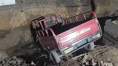 مصرع طفل وإصابة والده وشقيقه في حادث سير بزراعي سوهاج الغربي