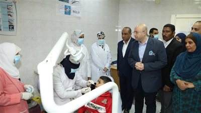 محافظ بني سويف يتفقد الخدمات المقدمة بوحدة طب الأسرة بقرية عطف إفوه