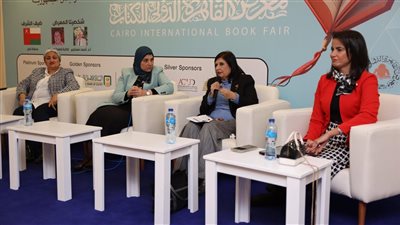 ندوة بالقومي للمرأة بعنوان كيف يؤثر العنف السيبراني ضد النساء على حياتهن 