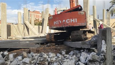 إزالة 5 حالات تعدى وبناء مخالف بالبحيرة