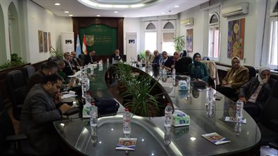 رئيس جامعة الإسكندرية يشهد اللقاء التعريفي بمتطلبات النداء الثاني للمشروعات البحثية