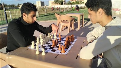 الشطرنج بمركز شباب الناصرية بأجازة نصف السنة 