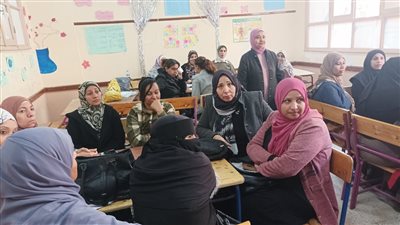 انطلاق تدريب 240 معلمة وموجهة رياض أطفال بتعليم نجع حمادي