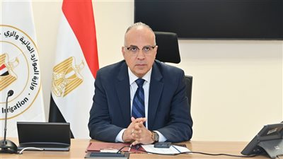  وزير الري يبحث مع الوكالة الفرنسية للتنمية تعزيز التعاون بمجال الموارد المائية 