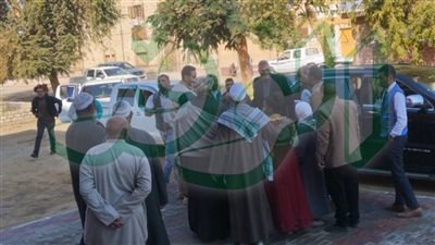 محافظ أسوان يتفقد عدد من مشروعات حياة كريمة بنصر النوبة