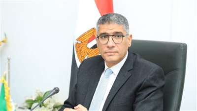 محافظة الجيزة: توزيع ٣٠٠٠ قطعه ملابس علي الأسر الأولى بالرعاية بالقري