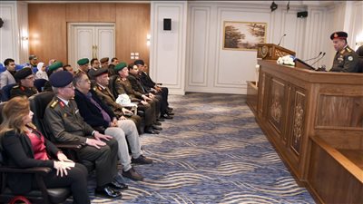 قبول دفعة استكمال من الجامعيين للعمل كضباط متخصصين بالقوات المسلحة 