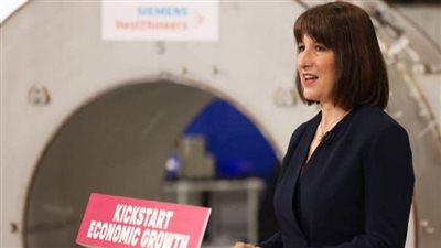 رئيسة الوزراء البريطانية: توسعة مطار هيثرو إضافة قوية لدعم الاقتصاد الوطني