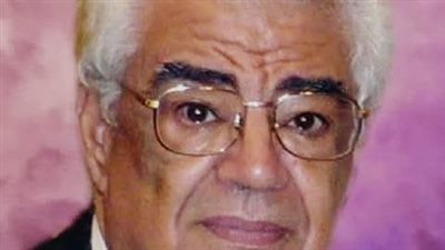 الموت يُغيب الكاتب والروائي محمد جبريل 