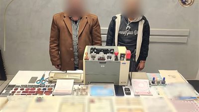 ضبط عصابة تزوير المحررات الرسمية والنصب على المواطنين بالخانكة