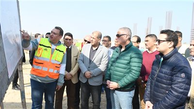 محافظ الفيوم يتفقد أعمال توسعات محطة تنقية مياه الشرب الجديدة بقحافة 