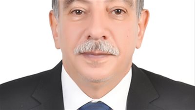 تجديد تعيين أشرف سيد صادق مديرًا عامًا لكلية دار العلوم بالفيوم 