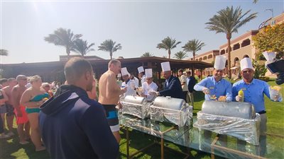 مهرجان الناتشو المكسيكى يجذب السياح بالغردقة