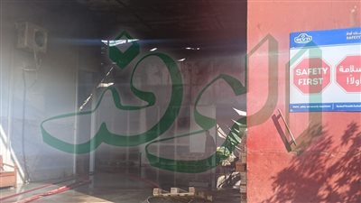 السيطرة على حريق بمخازن مواد غذائية في أسوان
