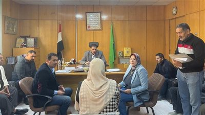 السكرتير العام بالفيوم يشهد لقاء خدمة المواطنين بمركز طامية 