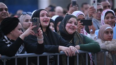 بتفاعل جماهيري.. مسارح معرض الكتاب  المكشوف تختتم فعاليات يومها السابع