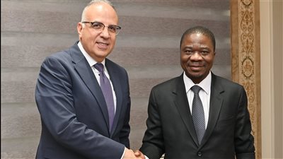 وزير الري : اهمية مشاركة الكوادر الايفوارية بالبرامج التدريبية التى يعقدها مركز PACWA