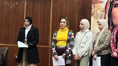 إبداعات فتيات ورشة الكتابة الصحافة  بملتقى أهل مصر للمحافظات الحدودية بالغردقة 