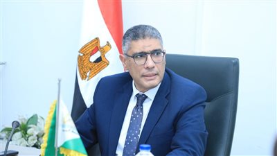 محافظ الجيزة: تطوير ورصف 33 كم طرق حيوية 