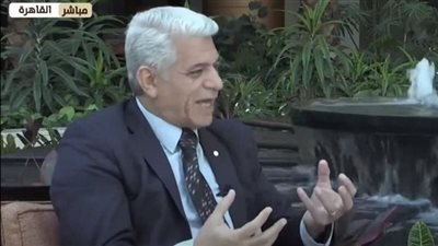 خالد إدريس: فارق السرعات بين الرئيس السيسي والوزراء شاسع وكبير