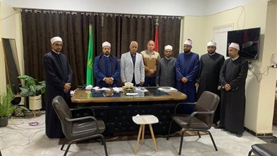 جامعة قناة السويس تنظم حملة تثقيفية للعاملين بالقنطرة غرب 