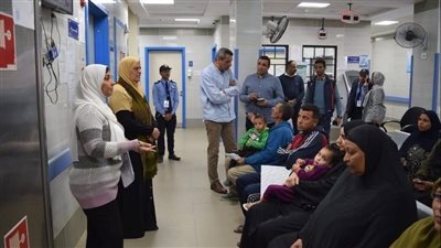 محافظ السويس يتفقد وحدة طب الأسرة بقرية جنيفة للتأكد من تقديم الخدمة