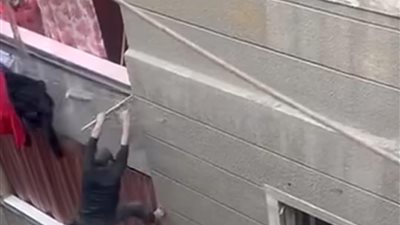 ضبط لص يتسلق منزل بشبرا الخيمة 