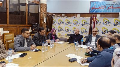  قبيصي يترأس اجتماع الأمانة الفنية للتعليم والتدريب المزدوج بالفيوم
