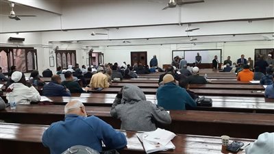 وسط أجواء يسودها الهدوء.. دارسو الرواق الأزهري يؤدون اختبارات نهاية المستوى