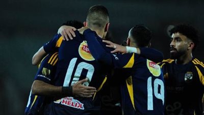 الأهلي يحقق فوزًا كبيرًا على مودرن بثلاثية في الدوري الممتاز