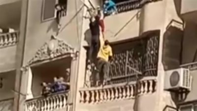 بطل إنقاذ أطفال حريق فيصل يكشف مفاجأة عن الحادث (فيديو)