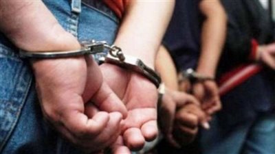 حبس صاحب محل ونجله هشما رأس مسن بالصف