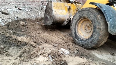 إزالة 4 حالات تعدِ علي الأراضي الزراعية بمركزي رشيد وبدر 