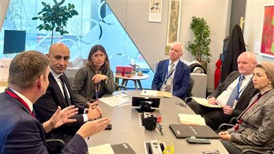 وزير التربية والتعليم يبحث دمج الذكاء الاصطناعي في المنظومة التعليمية