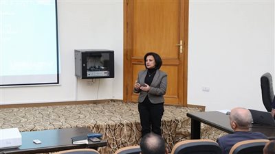 نائب محافظ البحر الأحمر تشهد دورة تدريبية لإعداد الأداة الذكية للمخلفات الصلبة 