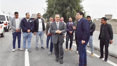 محافظ أسيوط يتفقد الأعمال النهائية لكوبري منقباد العلوي