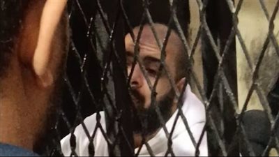  القبض على المتهمين بسرقة حقيبة نقود