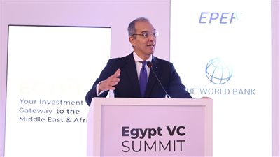  وزير الاتصالات: 180 شركة عالمية تعمل فى مجال التعهيد بمصر