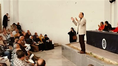 انعقاد لجنة مقابلات لرؤساء اللجان والمراقبين الاوائل بقنا