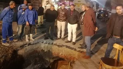 مياه الشرقية: إصلاح خط طرد محطة كفر محمد حسين بمدينة الزقازيق 