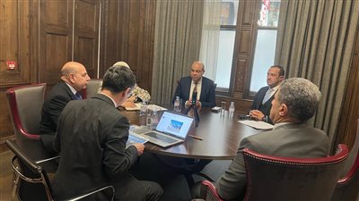 وزير الطيران المدني يعقد سلسلة لقاءات هامة مع كبرى الشركات البريطانية المتخصصة 