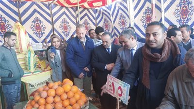 افتتاح سوق اليوم الواحد بمركز الفتح باسيوط 