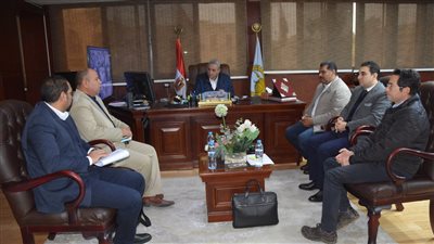 محافظ الغربية يناقش مع زيزو كاربون تطورات العمل بمصنع المخلفات