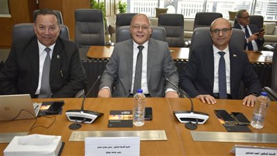 رئيس جامعة سوهاج يشارك في اجتماع مجلس الجامعات الأهلية بالعاصمة الادارية