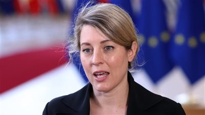 كندا تفرض عقوبات على كبار مسؤولي القوات المسلحة السودانية وقوات الدعم السريع