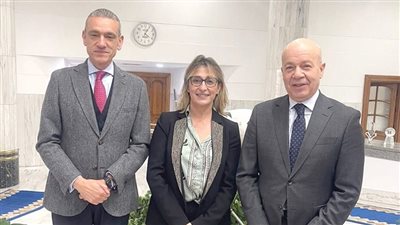 رئيس «القابضة لمصر للطيران» يبحث مع رئيس استراحات تحالف ستار تبادل الخبرات العالمية