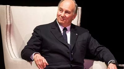  ثروته 13.3 مليار دولار.. من هو الأمير كريم أغا خان الذي دُفن في أسوان؟