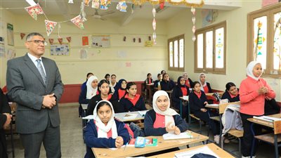 محافظ الجيزة يتابع سير وانتظام العملية التعليمية بمدارس أبو النمرس والدقي والعجوزة 