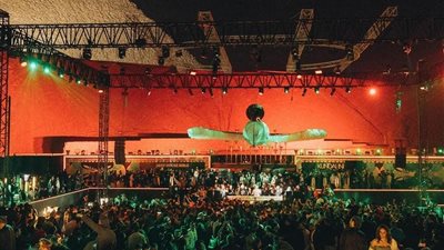 انطلاق حفل الفرقة الموسيقية العالميةdeep house Bible من منطقة أهرامات الجيزة